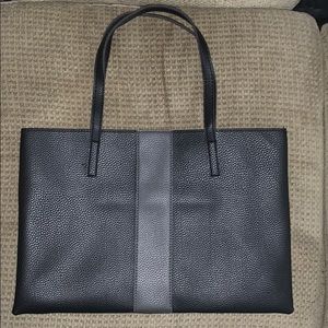 Vince Camuto tote NWOT
